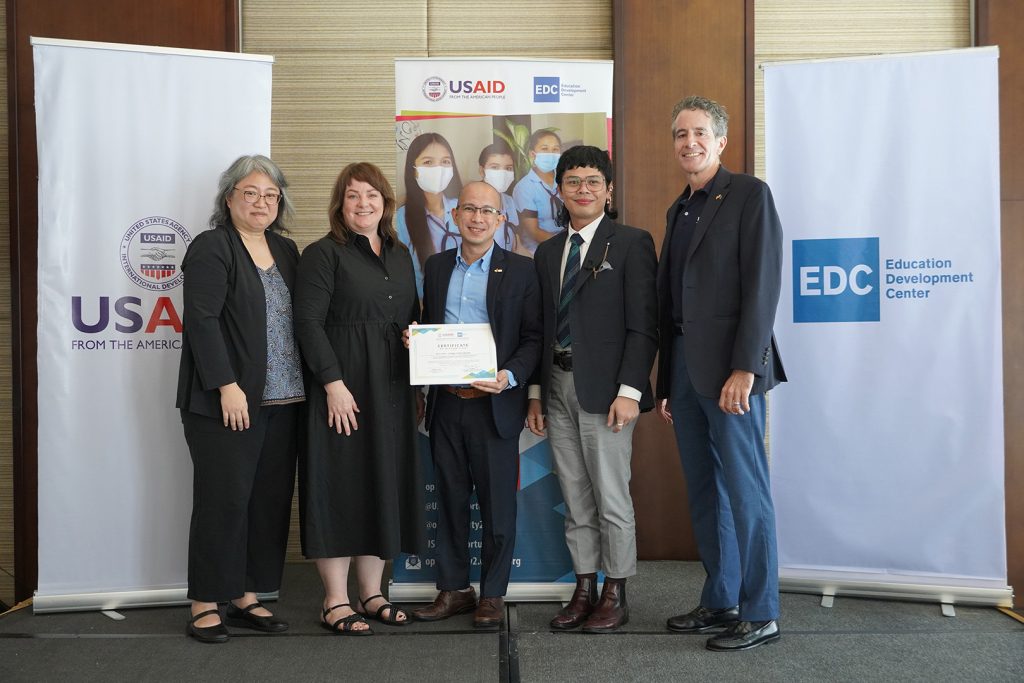 USAID Sherlo Reyes 1